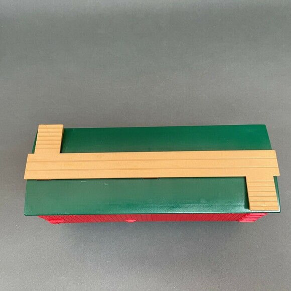 Eztec G. Scientific Toys North Pole Express Boxcar Train - Picture 6 of 6